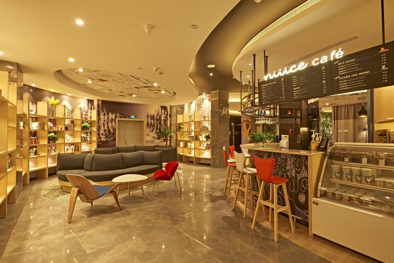 Отель Ibis Wenzhou Ariport Avenue Экстерьер фото