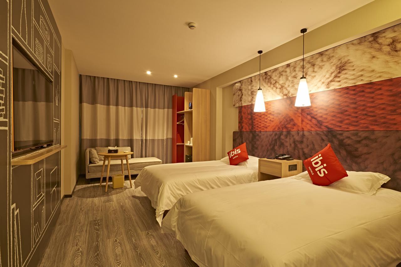 Отель Ibis Wenzhou Ariport Avenue Экстерьер фото